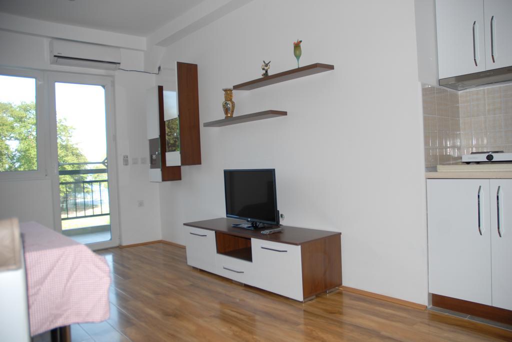Apartment Zora *